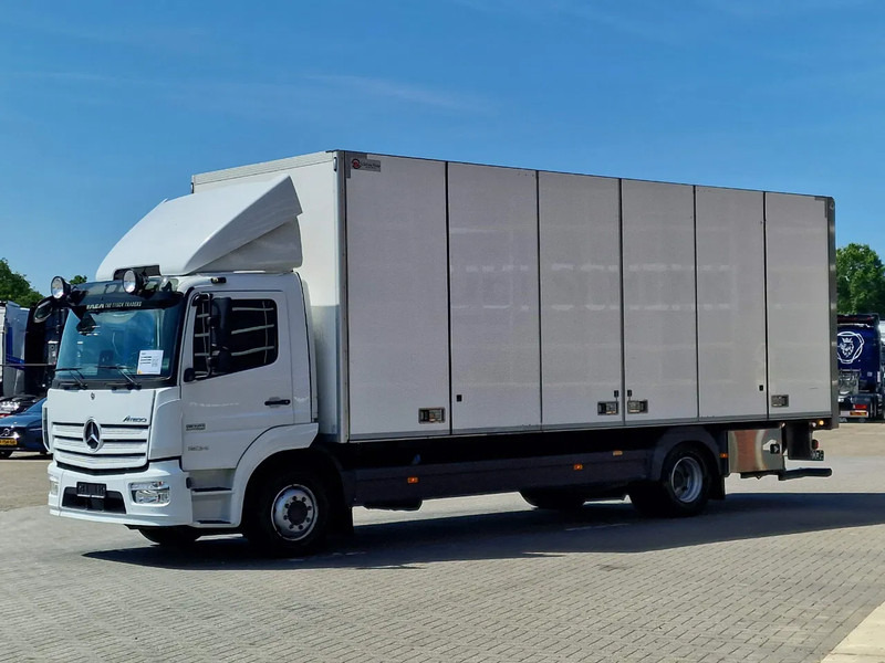 Mercedes-Benz Atego 1524 Box with sidedoors - Zepro loadlift - Full air - Euro 6 - Automatic - Camera system - Skříňový nákladní auto: obrázek 3 Mercedes-Benz Atego 1524 Box with sidedoors - Zepro loadlift - Full air - Euro 6 - Automatic - Camera system - Skříňový nákladní auto: obrázek 3