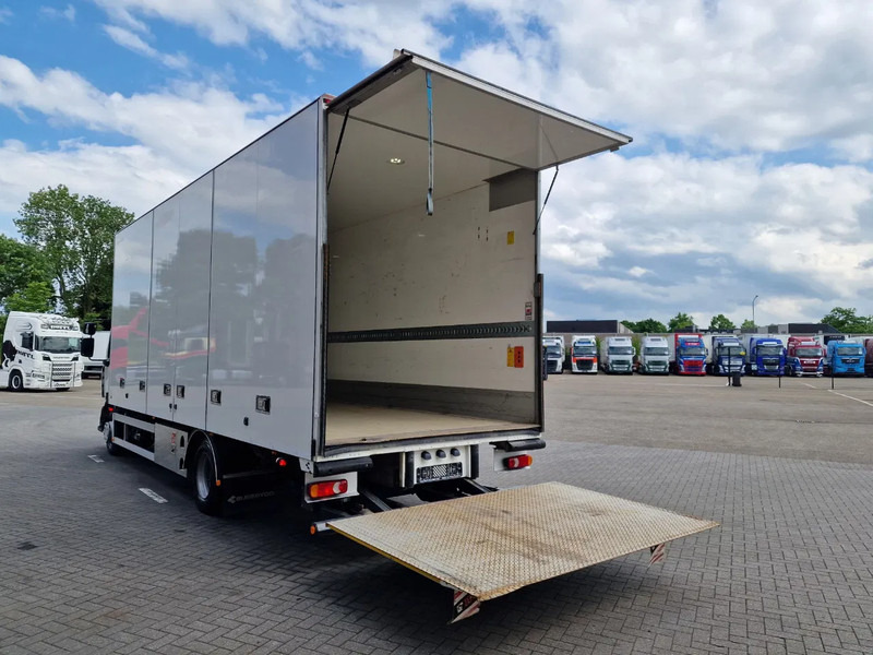 Skříňový nákladní auto Renault D16 250 4x2 Box with side doors - Zepro loadlift - Euro 6 - Low KM - Sleepercab: obrázek 7