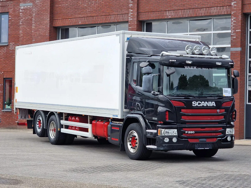 Scania P280 6x2*4 - Box - Loadlift - Low KM - Steering axle - Euro 6 - Full air - Skříňový nákladní auto: obrázek 1 Scania P280 6x2*4 - Box - Loadlift - Low KM - Steering axle - Euro 6 - Full air - Skříňový nákladní auto: obrázek 1
