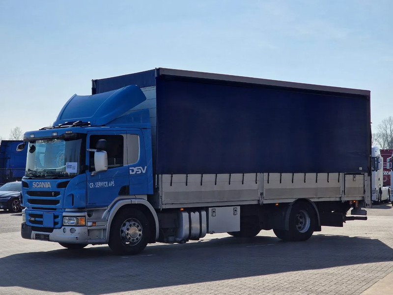 Scania P320 4x2 - Side boars - Loadlift - Full air - Navi - Plachtový nákladní auto: obrázek 3 Scania P320 4x2 - Side boars - Loadlift - Full air - Navi - Plachtový nákladní auto: obrázek 3