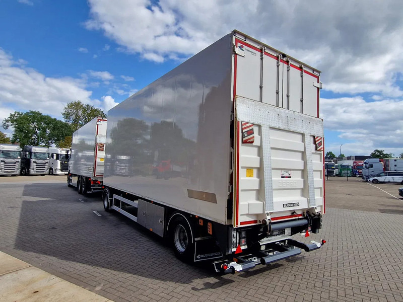 Scania R500 NGS 6x2*4 BussBygg Thermoking T-1000R frigo + 2020 HFR BussBygg trailer Thermoking T-1000R - Loadlift - Izotermický nákladní automobil: obrázek 5 Scania R500 NGS 6x2*4 BussBygg Thermoking T-1000R frigo + 2020 HFR BussBygg trailer Thermoking T-1000R - Loadlift - Izotermický nákladní automobil: obrázek 5