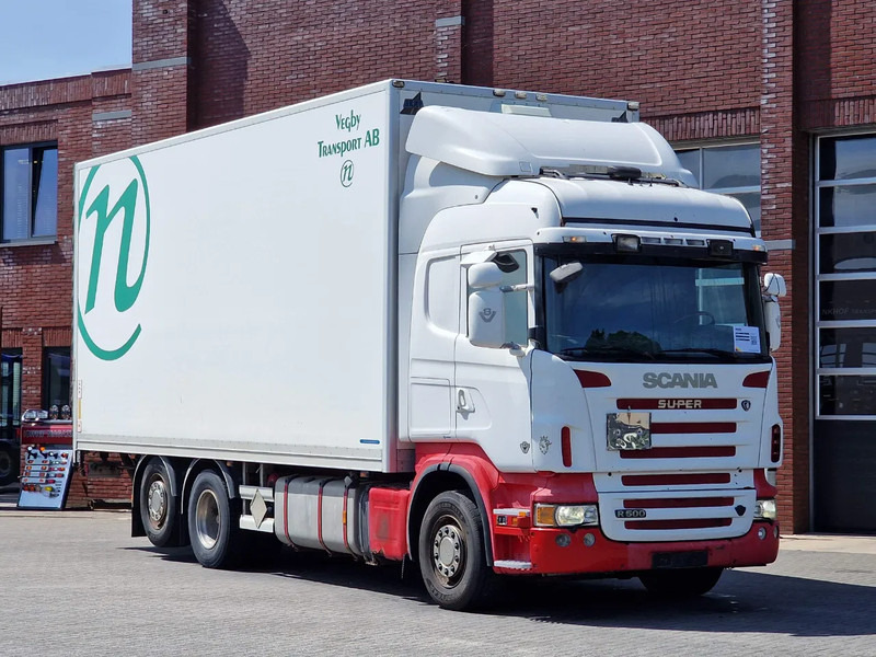 Scania R500 V8 Highline 6x2*4 - Box with side doors - Loadlift - Manual gearbox with retarder - Full air - Steering axle - Skříňový nákladní auto: obrázek 1 Scania R500 V8 Highline 6x2*4 - Box with side doors - Loadlift - Manual gearbox with retarder - Full air - Steering axle - Skříňový nákladní auto: obrázek 1