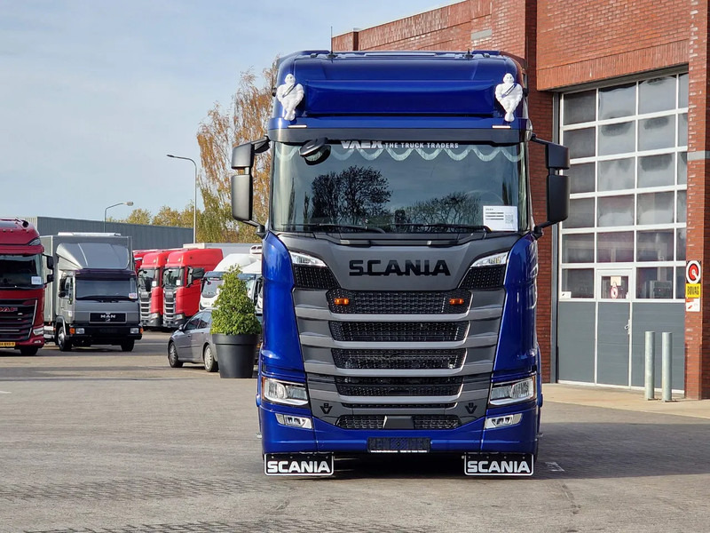 Scania 660S V8 NGS Highline 4x2 - Full spec - Retarder - Night Clima - Leather - Led - Full air - New Dashboard - Tahač: obrázek 2 Scania 660S V8 NGS Highline 4x2 - Full spec - Retarder - Night Clima - Leather - Led - Full air - New Dashboard - Tahač: obrázek 2