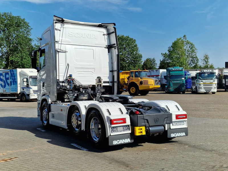 Scania 660S V8 NGS Highline 6x2/4 - New - Old dashboard - Full spec - Retarder - Night clima - Led - Leather - Navi - Tahač: obrázek 5 Scania 660S V8 NGS Highline 6x2/4 - New - Old dashboard - Full spec - Retarder - Night clima - Led - Leather - Navi - Tahač: obrázek 5