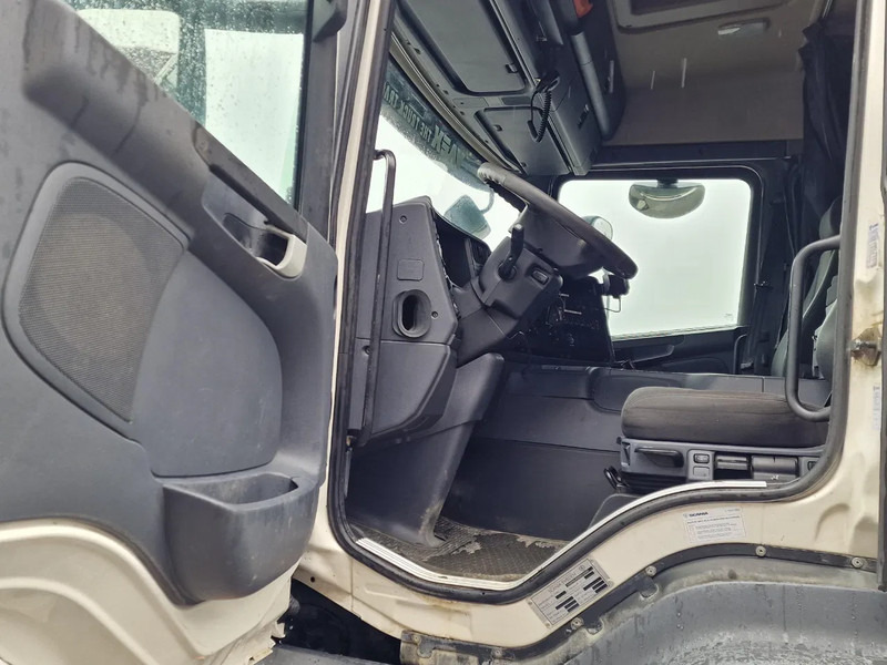 Tahač Scania P450 6x4 HUB reduction - PTO/Hydraulic - Euro 6 - Opti Cruise - Low KM: obrázek 10 Tahač Scania P450 6x4 HUB reduction - PTO/Hydraulic - Euro 6 - Opti Cruise - Low KM: obrázek 10