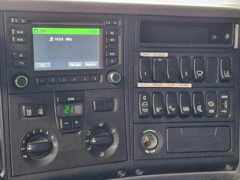 Tahač Scania P450 6x4 HUB reduction - PTO/Hydraulic - Euro 6 - Opti Cruise - Low KM: obrázek 17 Tahač Scania P450 6x4 HUB reduction - PTO/Hydraulic - Euro 6 - Opti Cruise - Low KM: obrázek 17