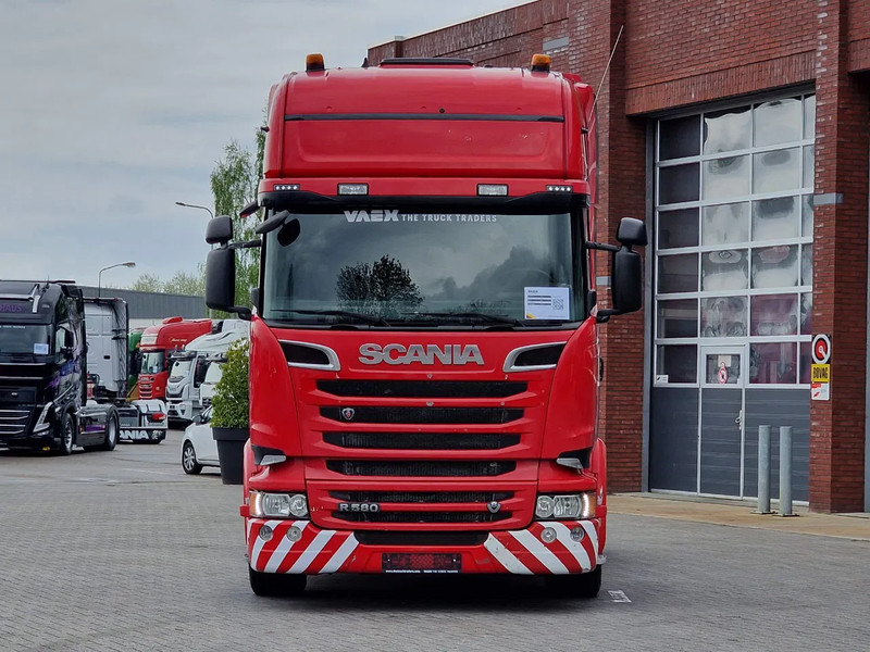 Scania R580 V8 Topline 6x2/4 MLB - Retarder - Full air - Steering axle - 2x tank - Tahač: obrázek 2 Scania R580 V8 Topline 6x2/4 MLB - Retarder - Full air - Steering axle - 2x tank - Tahač: obrázek 2