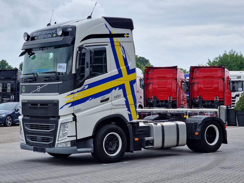 Volvo FH 13.500 Globetrotter 4x2 - I parkcool - Full air - Low KM 347Tkm - Fridge - Tahač: obrázek 4 Volvo FH 13.500 Globetrotter 4x2 - I parkcool - Full air - Low KM 347Tkm - Fridge - Tahač: obrázek 4