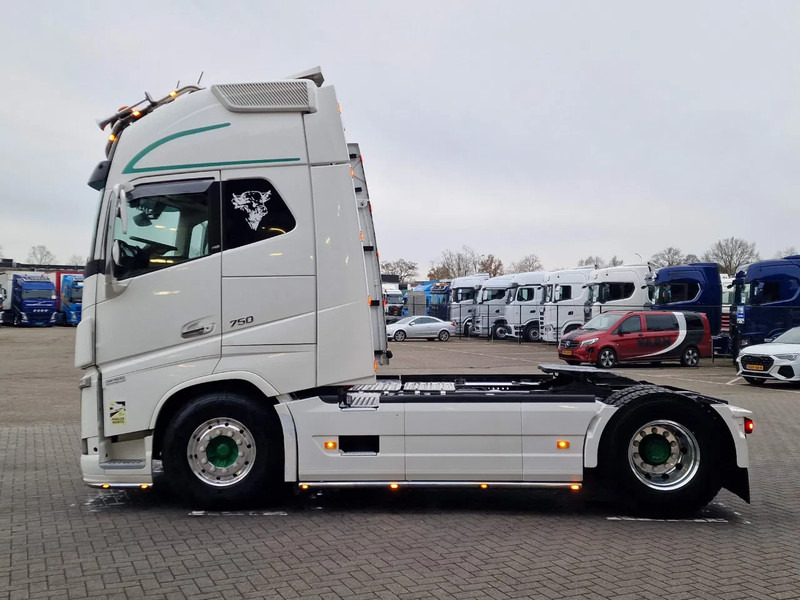 Volvo FH 16.750 Globetrotter XL 4x2 - Retarder - I parkcool - Full air - 2x tank - Full spec - Tahač: obrázek 5 Volvo FH 16.750 Globetrotter XL 4x2 - Retarder - I parkcool - Full air - 2x tank - Full spec - Tahač: obrázek 5