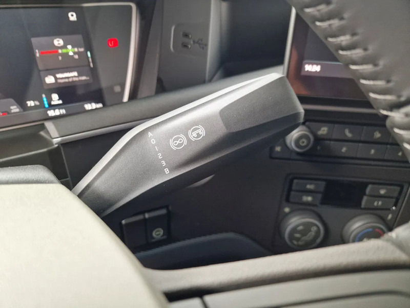 Tahač Volvo FH 500 XL Aero 4x2 - Full Air - Retarder - I parkcool - 2x tank - NEW: obrázek 14 Tahač Volvo FH 500 XL Aero 4x2 - Full Air - Retarder - I parkcool - 2x tank - NEW: obrázek 14