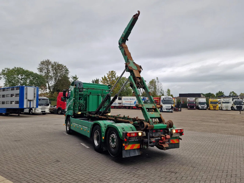 Volvo FH 13.440 6x2*4 - HIAB Hooklift 17T - Euro 5 - I shift - Steering axle - Hákový nosič kontejnerů: obrázek 5 Volvo FH 13.440 6x2*4 - HIAB Hooklift 17T - Euro 5 - I shift - Steering axle - Hákový nosič kontejnerů: obrázek 5