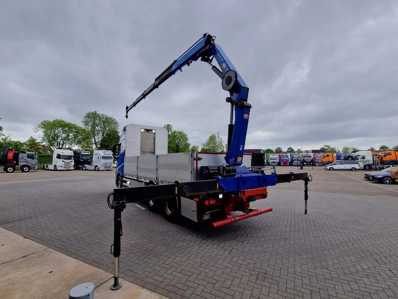 Volvo FH 13.540 Globetrotter 6x4 - HMF 1920K with remote year 2019 - Full air - Leather - Auto s hydraulickou rukou: obrázek 5 Volvo FH 13.540 Globetrotter 6x4 - HMF 1920K with remote year 2019 - Full air - Leather - Auto s hydraulickou rukou: obrázek 5