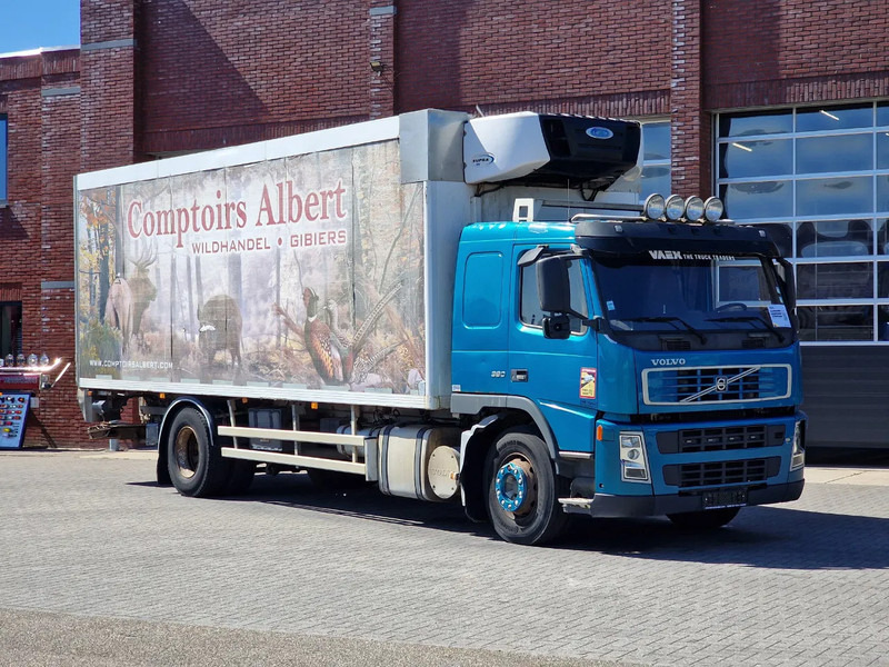 Volvo FM 12.380 4x2 - Frigo Carrier Supra - Loadlift - Hooks/Rohrbahnen/Vleeshang - Chladírenský nákladní automobil: obrázek 1 Volvo FM 12.380 4x2 - Frigo Carrier Supra - Loadlift - Hooks/Rohrbahnen/Vleeshang - Chladírenský nákladní automobil: obrázek 1