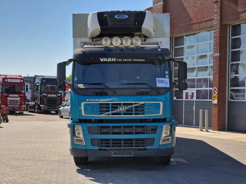 Volvo FM 12.380 4x2 - Frigo Carrier Supra - Loadlift - Hooks/Rohrbahnen/Vleeshang - Chladírenský nákladní automobil: obrázek 2 Volvo FM 12.380 4x2 - Frigo Carrier Supra - Loadlift - Hooks/Rohrbahnen/Vleeshang - Chladírenský nákladní automobil: obrázek 2