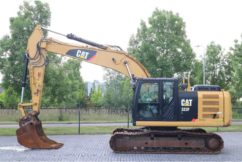 Caterpillar 323 FL | BUCKET | QUICK COUPLER | AIRCO - Pásové rýpadlo: obrázek 1 Caterpillar 323 FL | BUCKET | QUICK COUPLER | AIRCO - Pásové rýpadlo: obrázek 1
