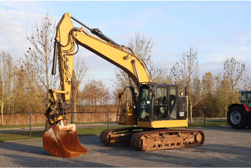 Caterpillar 325 F LCR | ROTOTILT | BUCKET | GPS PREPARED - Pásové rýpadlo: obrázek 2 Caterpillar 325 F LCR | ROTOTILT | BUCKET | GPS PREPARED - Pásové rýpadlo: obrázek 2