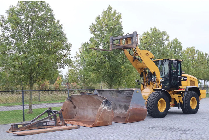 Caterpillar 938 M | 2X BUCKET | JIB | FORKS | BSS | GOOD CONDITION - Kolový nakladač: obrázek 2 Caterpillar 938 M | 2X BUCKET | JIB | FORKS | BSS | GOOD CONDITION - Kolový nakladač: obrázek 2