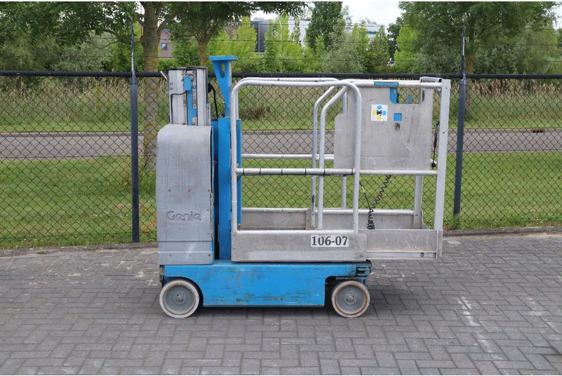 Genie GR-12 | 5.45 METER | 227 KG | MULTIPLE UNITS - Pracovní plošina: obrázek 4 Genie GR-12 | 5.45 METER | 227 KG | MULTIPLE UNITS - Pracovní plošina: obrázek 4