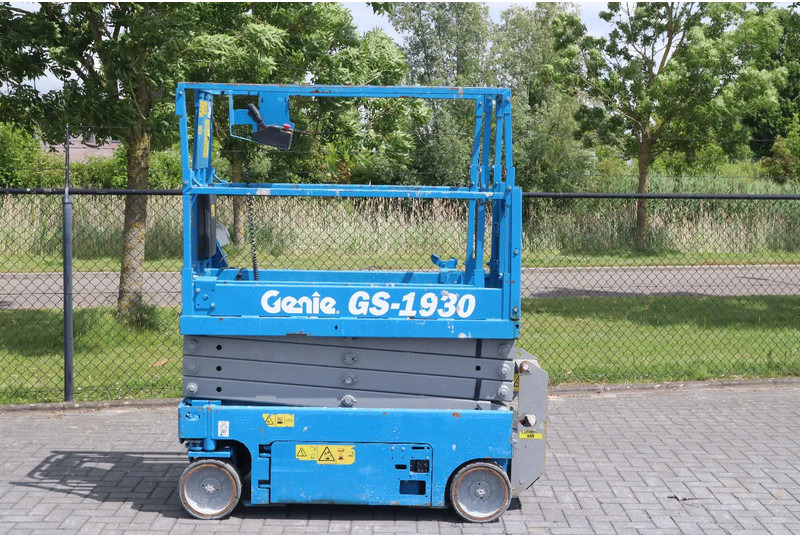 Genie GS-1930 | 7.8 METER | 227 KG - Nůžková plošina: obrázek 1 Genie GS-1930 | 7.8 METER | 227 KG - Nůžková plošina: obrázek 1