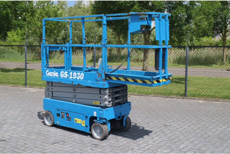 Genie GS-1930 | 7.8 METER | 227 KG - Nůžková plošina: obrázek 5 Genie GS-1930 | 7.8 METER | 227 KG - Nůžková plošina: obrázek 5