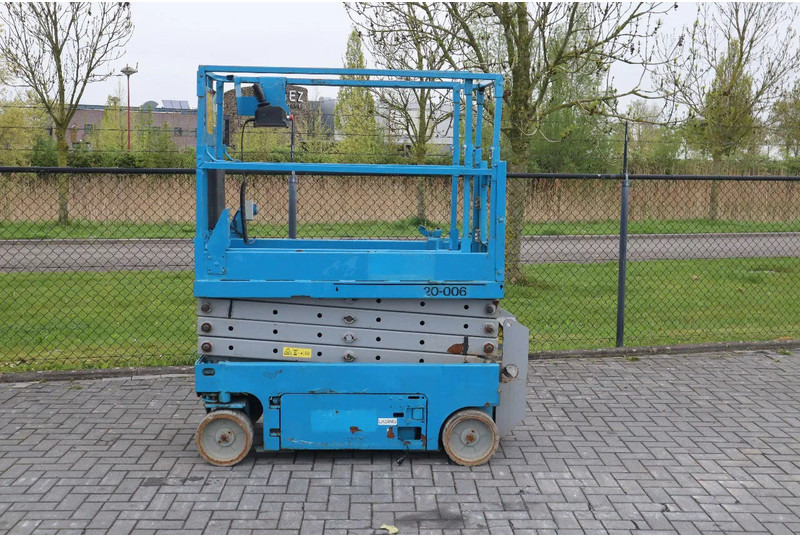 Genie GS-1932 | 7.8 METER | 227 KG - Nůžková plošina: obrázek 1 Genie GS-1932 | 7.8 METER | 227 KG - Nůžková plošina: obrázek 1
