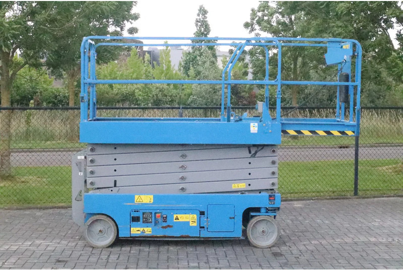 Genie GS-3246 | 12 METER | 318 KG - Nůžková plošina: obrázek 4 Genie GS-3246 | 12 METER | 318 KG - Nůžková plošina: obrázek 4
