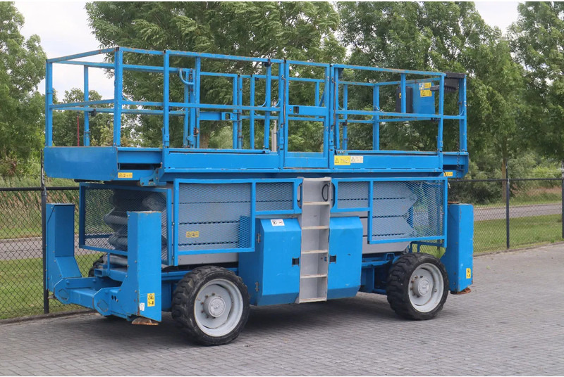Genie GS-4390 RT | 15 METER | 680 KG - Nůžková plošina: obrázek 2 Genie GS-4390 RT | 15 METER | 680 KG - Nůžková plošina: obrázek 2
