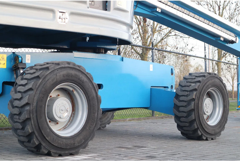 Teleskopická plošina Genie S-45 | 15.7 METER | 227 KG | GOOD CONDITION: obrázek 13 Teleskopická plošina Genie S-45 | 15.7 METER | 227 KG | GOOD CONDITION: obrázek 13