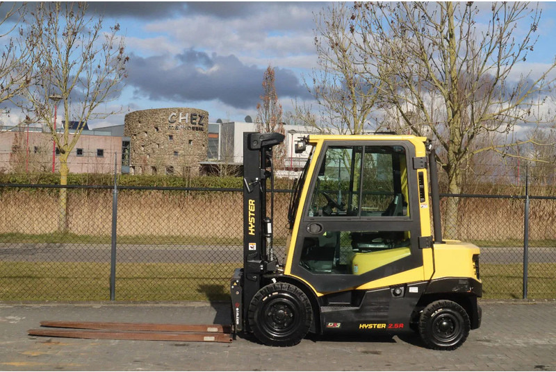 Hyster H2.5 A | BOOM SUSPENSION | SIDESHIFT | FORK EXTENTIONS | FORK POSITIONERS - Dieselový vysokozdvižný vozík: obrázek 1 Hyster H2.5 A | BOOM SUSPENSION | SIDESHIFT | FORK EXTENTIONS | FORK POSITIONERS - Dieselový vysokozdvižný vozík: obrázek 1