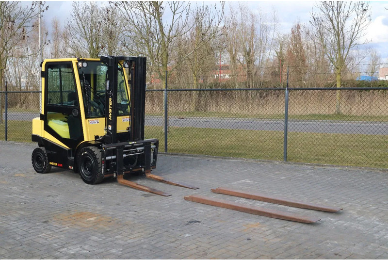 Hyster H2.5 A | BOOM SUSPENSION | SIDESHIFT | FORK EXTENTIONS | FORK POSITIONERS - Dieselový vysokozdvižný vozík: obrázek 5 Hyster H2.5 A | BOOM SUSPENSION | SIDESHIFT | FORK EXTENTIONS | FORK POSITIONERS - Dieselový vysokozdvižný vozík: obrázek 5
