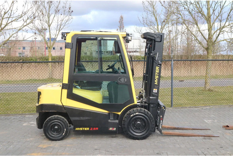 Hyster H2.5 A | BOOM SUSPENSION | SIDESHIFT | FORK EXTENTIONS | FORK POSITIONERS - Dieselový vysokozdvižný vozík: obrázek 4 Hyster H2.5 A | BOOM SUSPENSION | SIDESHIFT | FORK EXTENTIONS | FORK POSITIONERS - Dieselový vysokozdvižný vozík: obrázek 4
