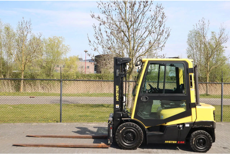 Hyster H2.5 A | BOOM SUSPENSION | SIDESHIFT | FORK EXTENTIONS | FORK POSITIONERS - Dieselový vysokozdvižný vozík: obrázek 1 Hyster H2.5 A | BOOM SUSPENSION | SIDESHIFT | FORK EXTENTIONS | FORK POSITIONERS - Dieselový vysokozdvižný vozík: obrázek 1