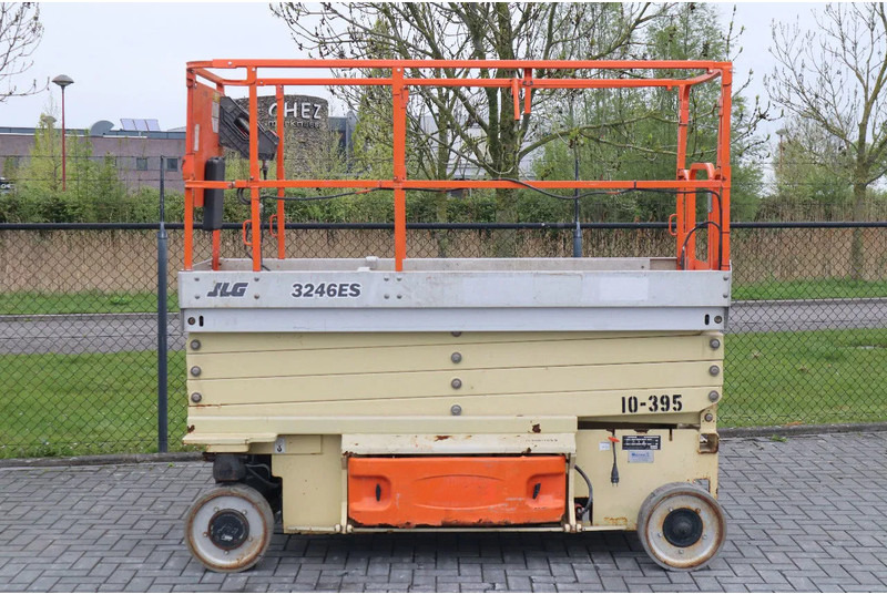 JLG 3246 ES | 12 METER | 320 KG - Nůžková plošina: obrázek 1 JLG 3246 ES | 12 METER | 320 KG - Nůžková plošina: obrázek 1