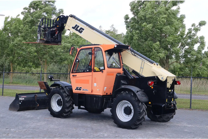 JLG 3614 RS | HYDR. FORKS | BUCKET | LOW HOURS - Teleskopický manipulátor: obrázek 3 JLG 3614 RS | HYDR. FORKS | BUCKET | LOW HOURS - Teleskopický manipulátor: obrázek 3