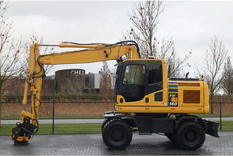 Komatsu PW 160-10 | ROTOTILT | NEW TIRES - Kolesové rýpadlo: obrázek 1 Komatsu PW 160-10 | ROTOTILT | NEW TIRES - Kolesové rýpadlo: obrázek 1