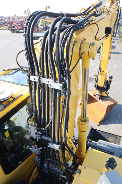 Kolesové rýpadlo Komatsu PW160-11 | ENGCON TILTROTATOR | BUCKET | TRAILER HYDR.: obrázek 11