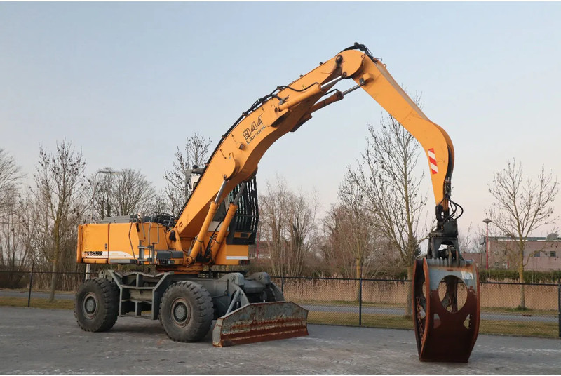 Liebherr A944 B HD | LOG GRAPPLE | HOLZGREIFER | TIMBER - Harvestor: obrázek 5 Liebherr A944 B HD | LOG GRAPPLE | HOLZGREIFER | TIMBER - Harvestor: obrázek 5