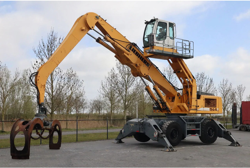 Liebherr A944 C HD | LOG GRAPPLE | HOLZGREIFER | TIMBER - Překládkové rypadlo: obrázek 2 Liebherr A944 C HD | LOG GRAPPLE | HOLZGREIFER | TIMBER - Překládkové rypadlo: obrázek 2
