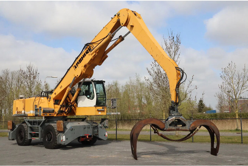 Liebherr A944 C HD | LOG GRAPPLE | HOLZGREIFER | TIMBER - Kolesové rýpadlo: obrázek 5 Liebherr A944 C HD | LOG GRAPPLE | HOLZGREIFER | TIMBER - Kolesové rýpadlo: obrázek 5