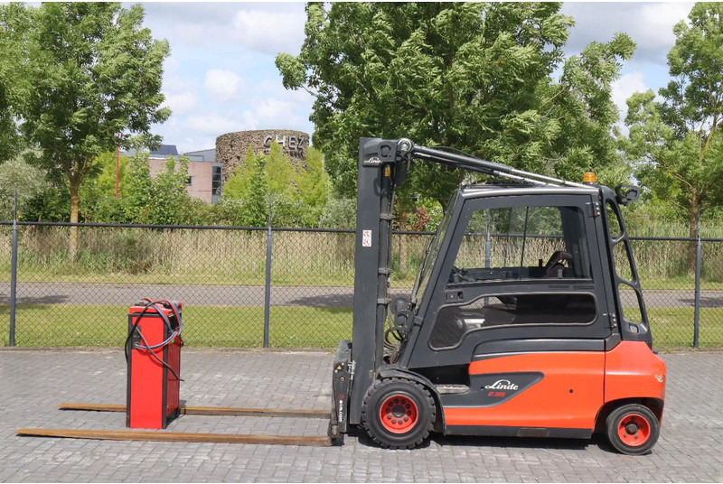 Linde E35 L-01 | DUPLEX | SIDESHIFT | POSITIONERS | LOW HOURS - Elektrický vysokozdvižný vozík: obrázek 1 Linde E35 L-01 | DUPLEX | SIDESHIFT | POSITIONERS | LOW HOURS - Elektrický vysokozdvižný vozík: obrázek 1