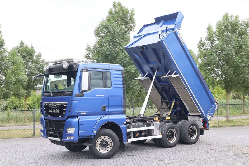 MAN TGX 26.560 6X4 BIG AXLES RETARDER ONLY 169.000 KM - Sklápěč: obrázek 1 MAN TGX 26.560 6X4 BIG AXLES RETARDER ONLY 169.000 KM - Sklápěč: obrázek 1