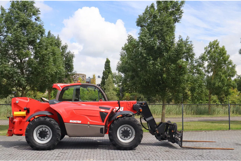 Manitou MLT 960 | SWING HYDR. QUICK COUPLER | HYDR. FORKS | BUCKET - Teleskopický manipulátor: obrázek 4 Manitou MLT 960 | SWING HYDR. QUICK COUPLER | HYDR. FORKS | BUCKET - Teleskopický manipulátor: obrázek 4