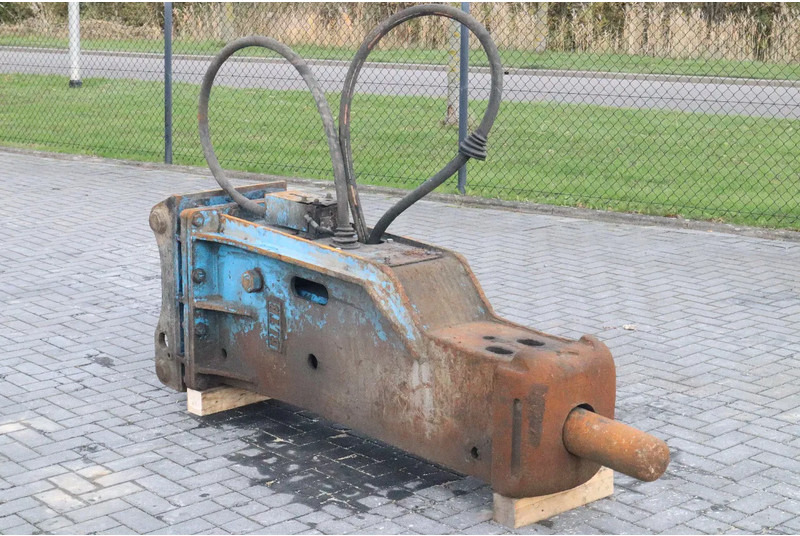 Beilite HAMMER | S70 | 18 TO 26 TON | HYDRAULIC BREAKER - Příslušenství pro Stavební technika: obrázek 2 Beilite HAMMER | S70 | 18 TO 26 TON | HYDRAULIC BREAKER - Příslušenství pro Stavební technika: obrázek 2