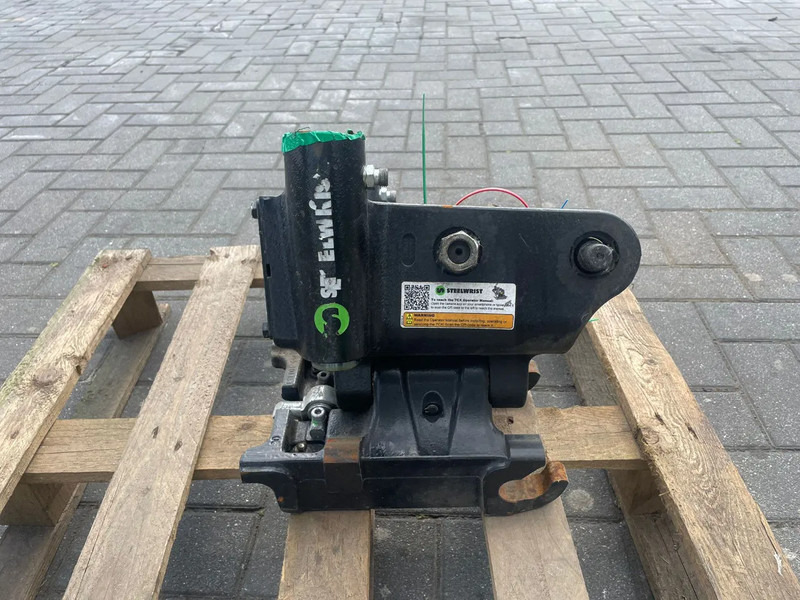STEELWRIST TCX S30 - 180 MEC | TILT COUPLER | TILTING COUPLER | NEW / UNUSED - Tiltrotátor pro Stavební technika: obrázek 4 STEELWRIST TCX S30 - 180 MEC | TILT COUPLER | TILTING COUPLER | NEW / UNUSED - Tiltrotátor pro Stavební technika: obrázek 4