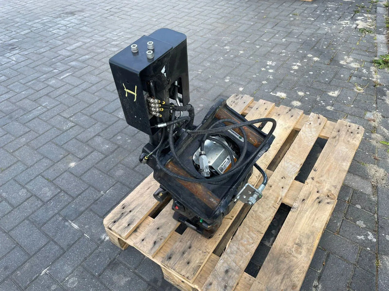 STEELWRIST X06 S40 | TILT ROTATOR | VLS | FPL | FF | NEW / UNUSED - Tiltrotátor pro Stavební technika: obrázek 4 STEELWRIST X06 S40 | TILT ROTATOR | VLS | FPL | FF | NEW / UNUSED - Tiltrotátor pro Stavební technika: obrázek 4