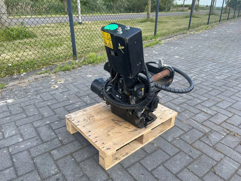 STEELWRIST X06 S40 | TILT ROTATOR | VLS | FPL | RF | NEW / UNUSED - Tiltrotátor pro Stavební technika: obrázek 3 STEELWRIST X06 S40 | TILT ROTATOR | VLS | FPL | RF | NEW / UNUSED - Tiltrotátor pro Stavební technika: obrázek 3