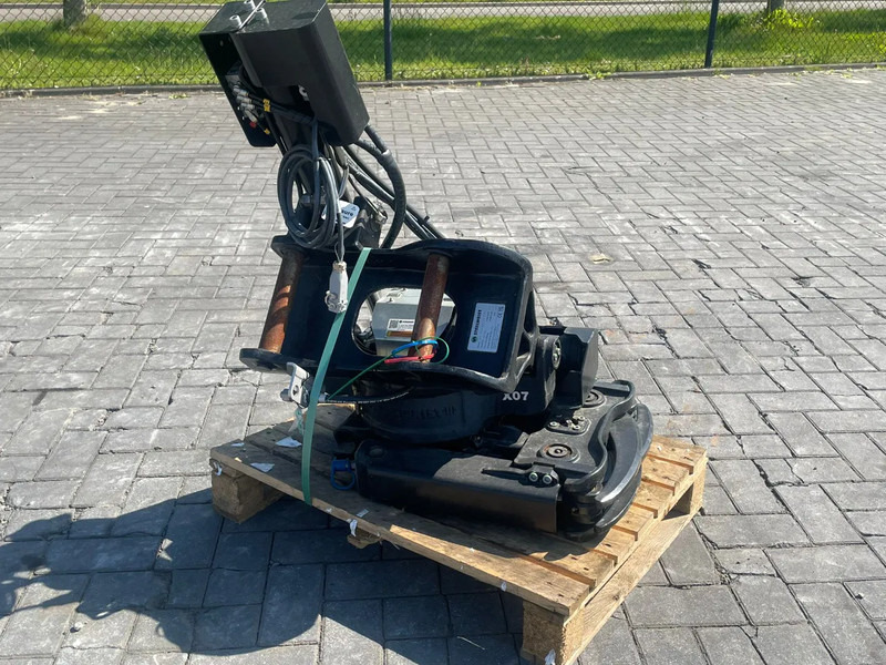 STEELWRIST X07 S40 GR FPH GEN 2 | S40 | GRIPPER | NEW / UNUSED - Tiltrotátor pro Stavební technika: obrázek 4 STEELWRIST X07 S40 GR FPH GEN 2 | S40 | GRIPPER | NEW / UNUSED - Tiltrotátor pro Stavební technika: obrázek 4
