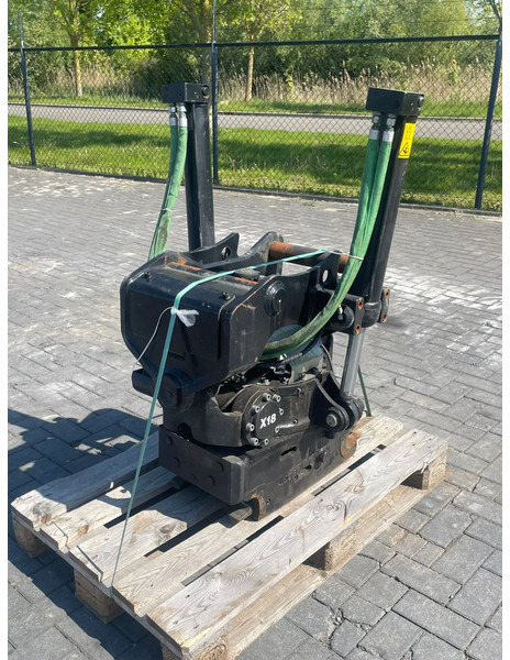 STEELWRIST X18 SQ60-5 | S60 | OILQUICK SYSTEM | CLS - Tiltrotátor pro Stavební technika: obrázek 5 STEELWRIST X18 SQ60-5 | S60 | OILQUICK SYSTEM | CLS - Tiltrotátor pro Stavební technika: obrázek 5
