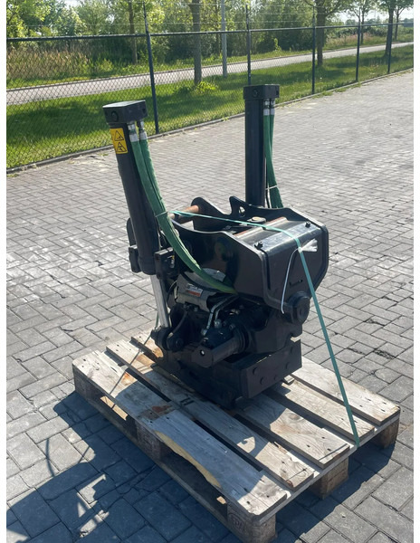 STEELWRIST X18 SQ60-5 | S60 | OILQUICK SYSTEM | CLS - Tiltrotátor pro Stavební technika: obrázek 3 STEELWRIST X18 SQ60-5 | S60 | OILQUICK SYSTEM | CLS - Tiltrotátor pro Stavební technika: obrázek 3