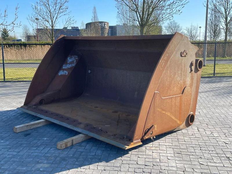 UFO HTS | 7 M3 | HIGH TIP BUCKET | VOLVO L220H | NEW BLADE - Lžíce pro Stavební technika: obrázek 1 UFO HTS | 7 M3 | HIGH TIP BUCKET | VOLVO L220H | NEW BLADE - Lžíce pro Stavební technika: obrázek 1